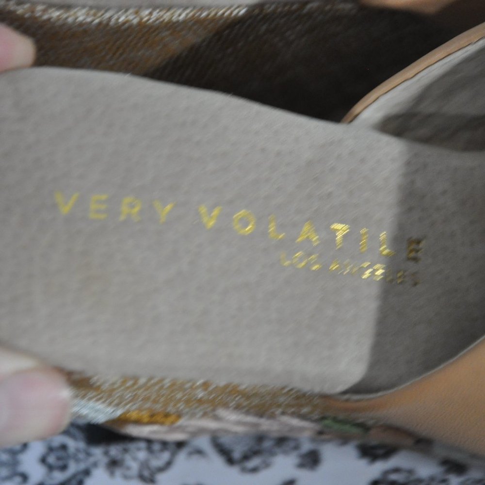 Very Volatile Tan Wedge Sandals with Peep-Toe Design - Picture 8 of 9